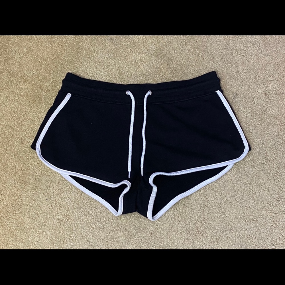 H&M Divided- Basic shorts